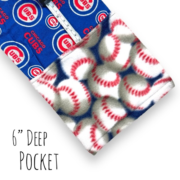 Chicago‎ Cubs Pocket Scarf Soft Fleece Reversible Glitter Logo MLB Baseball Fan - Picture 5 of 11